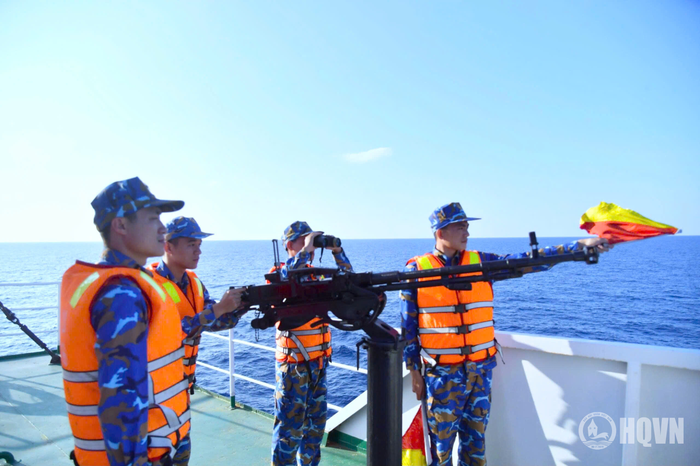 Tàu 936, Trung tâm Huấn luyện thực hành và Huấn luyện kíp tàu (Học viện Hải quân) huấn luyện đường dài trên biển.