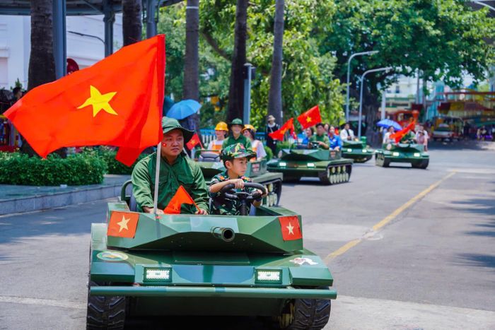 Các sản phẩm du lịch được làm mới theo hướng gia tăng trải nghiệm, gắn với chủ đề lịch sử - văn hóa nhân dịp kỷ niệm Ngày Giải phóng miền Nam 30/4.