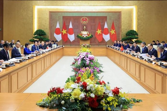 Thủ tướng Lê Minh Hưng và Thủ tướng Nhật Bản Takaichi Sanae hội đàm - Ảnh: VGP