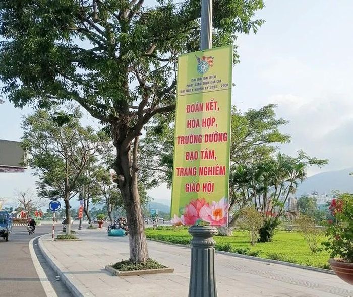 Phiên làm việc đầu tiên của đại hội diễn ra lúc 14 giờ chiều mai, 4-5