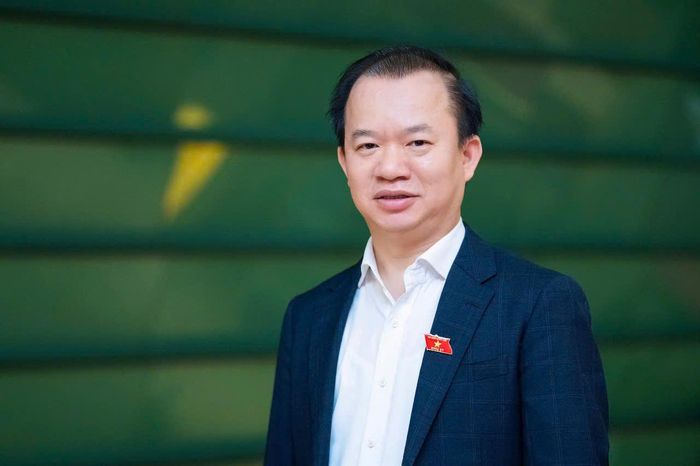 PGS.TS Bùi Hoài Sơn, Ủy viên chuyên trách Ủy ban Văn hóa và Xã hội của Quốc hội. (Ảnh: Trang Trần)