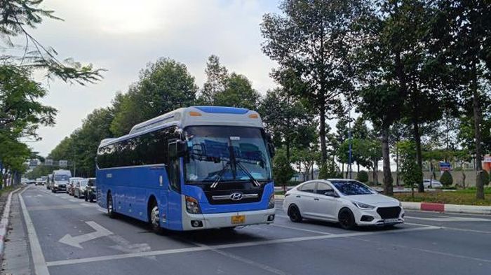 Giao thông tại các tuyến đường cửa ngõ phía Đông bắt đầu tăng nhiệt.