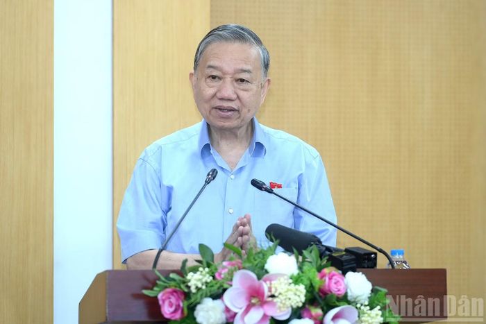 Tổng Bí thư, Chủ tịch nước Tô Lâm phát biểu tại Hội nghị Đại biểu Quốc hội tiếp xúc cử tri, sau Kỳ họp thứ nhất, Quốc hội khóa XVI.