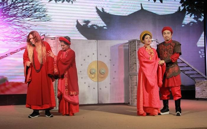 Một cảnh trong vở "Thành Thăng Long thuở ấy"