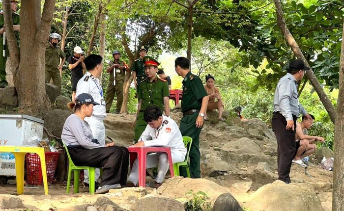 Lập biên bản, yêu cầu chủ cơ sở hoạt động trái phép cam kết không tái phạm.