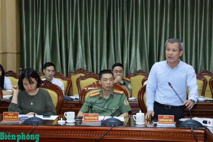 Đồng chí Nguyễn Đăng Thắng, Chủ nhiệm Ủy ban Biên giới quốc gia (Bộ Ngoại giao) phát biểu tại hội nghị. Ảnh: Ngọc Lâm