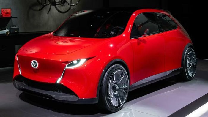 Mazda Concept Vision X Compact.
