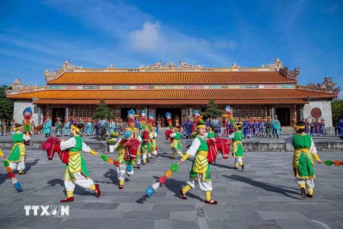 Múa cung đình luôn song hành cùng Nhã nhạc. (Ảnh: Vân Chi/TTXVN phát)