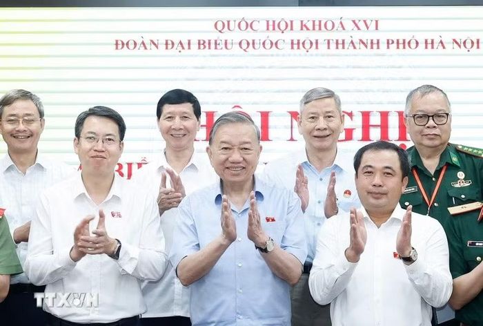 Tổng Bí thư, Chủ tịch nước Tô Lâm và các đại biểu. (Ảnh: Thống Nhất/TTXVN)