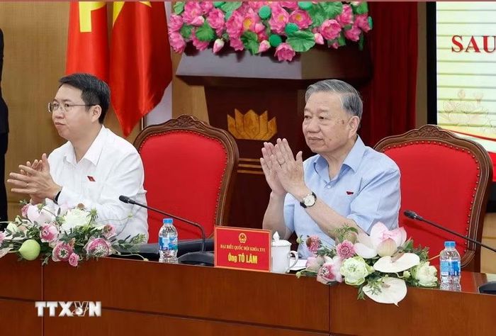 Tổng Bí thư, Chủ tịch nước Tô Lâm tại buổi tiếp xúc cử tri. (Ảnh: Thống Nhất/TTXVN)