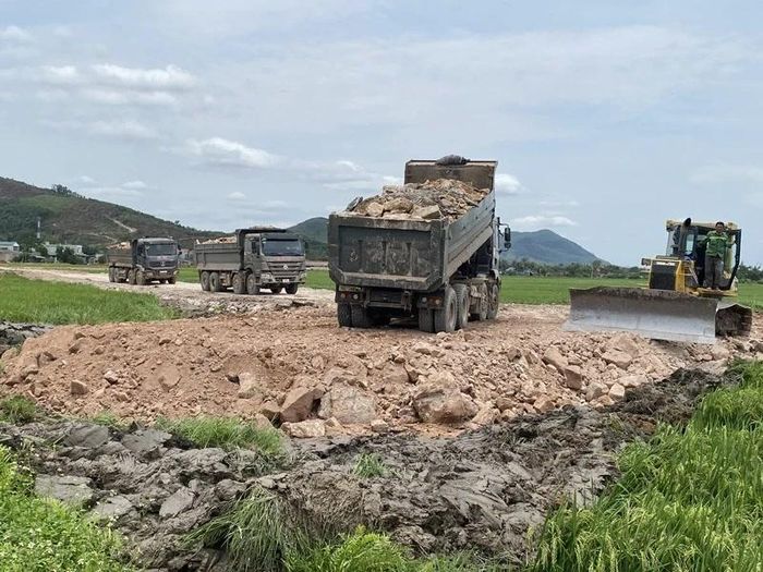 Mặt bằng khu TĐC Đồng Ngang, thôn Hồng Sơn, xã Thăng Bình (giai đoạn 1) đang được tập trung thi công.