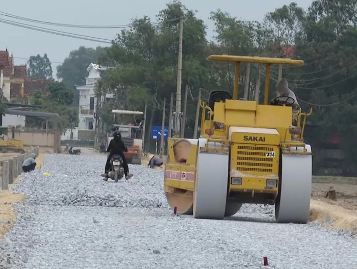 Xã Quảng Trạch quan tâm hoàn thiện kết cấu hạ tầng giao thông - Ảnh: B.T