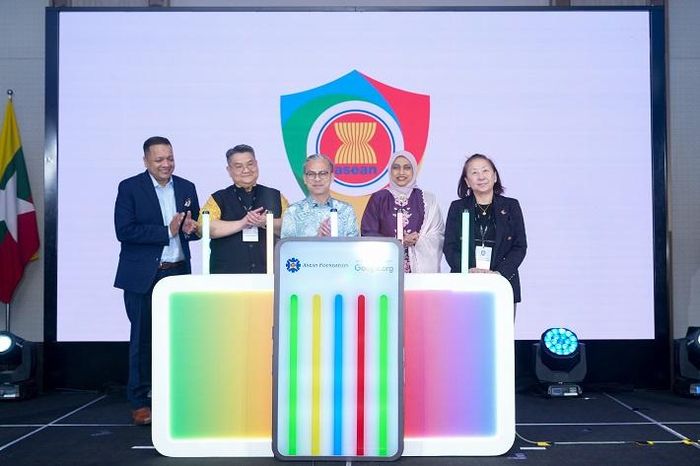 Ra mắt chiến dịch