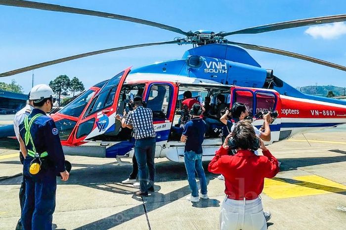 Tour trực thăng ngắm cảnh - sản phẩm độc đáo hứa hẹn mang đến góc nhìn mới lạ, nâng tầm vị thế và sức hấp dẫn cho du lịch đô thị.