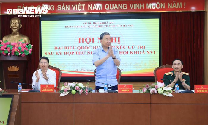 Tổng Bí thư, Chủ tịch nước Tô Lâm cùng các đại biểu Quốc hội đơn vị bầu cử số 1 TP Hà Nội.