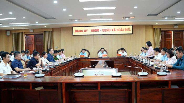 Xã Hoài Đức xác định công tác kiểm tra, giám sát và kỷ luật Đảng tại địa phương không chỉ là nhiệm vụ chính trị trọng tâm mà còn được coi là "thước đo" cho sức chiến đấu của hệ thống chính trị tại cơ sở trong giai đoạn mới. Ảnh: HA