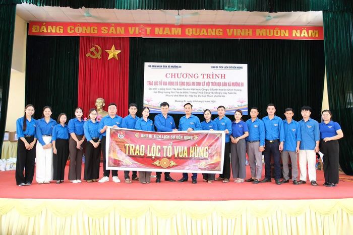 Năm đầu tiên Khu Di tích lịch sử Quốc gia đặc biệt Đền Hùng triển khai Chương trình "Lộc Tổ Vua Hùng".