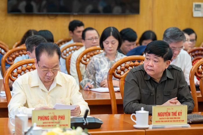 Các đại biểu tham dự Hội thảo. Ảnh: Phạm Thắng