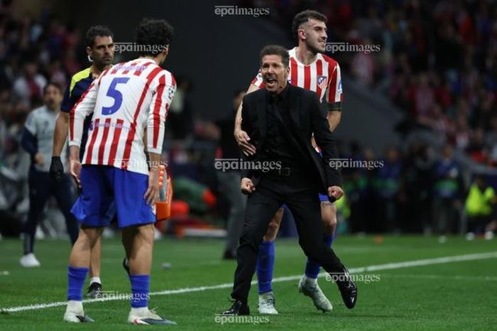  Thầy trò HLV Simeone muốn gây sốc cho các Pháo thủ thành London ở bán kết lượt về Champions League. Ảnh: EPA. 
