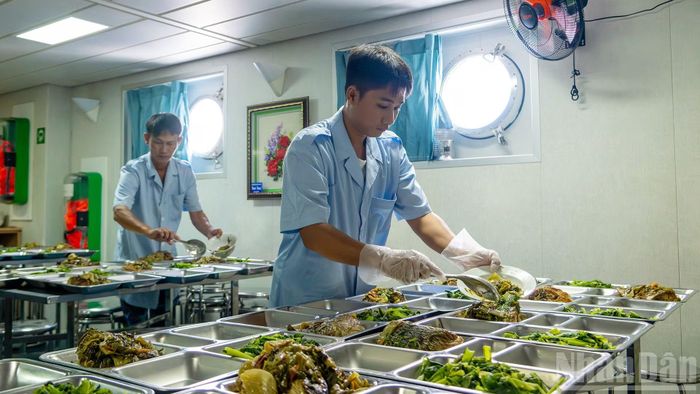 Thành công của chuyến đi, có sự góp công thầm lặng của cán bộ, chiến sĩ làm công tác hậu cần, chăm lo bữa ăn, giấc ngủ, bảo đảm sức khỏe cho các thành viên trong đoàn.