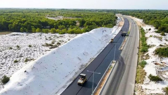 Dự án hoàn thiện đường ven biển 129 (Võ Chí Công) là một dự án trọng điểm, có ý nghĩa chiến lược giúp hoàn thiện hạ tầng giao thông, khai thông nguồn lực và thúc đẩy kinh tế-xã hội tại phía nam thành phố Đà Nẵng và khu vực lân cận.