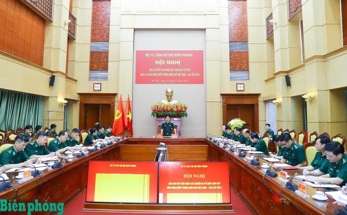 Quang cảnh cuộc họp. Ảnh: Ngọc Lâm
