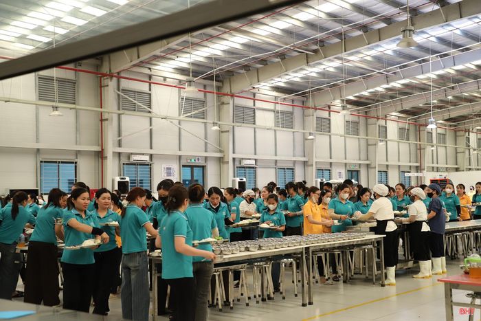 Để đón đầu thị trường lao động 100.000 người vào năm 2030 tại các KKT, KCN, CCN, Hà Tĩnh cần chiến lược đồng bộ và dài hơi trong việc xây dựng chuỗi cung ứng nội tỉnh.