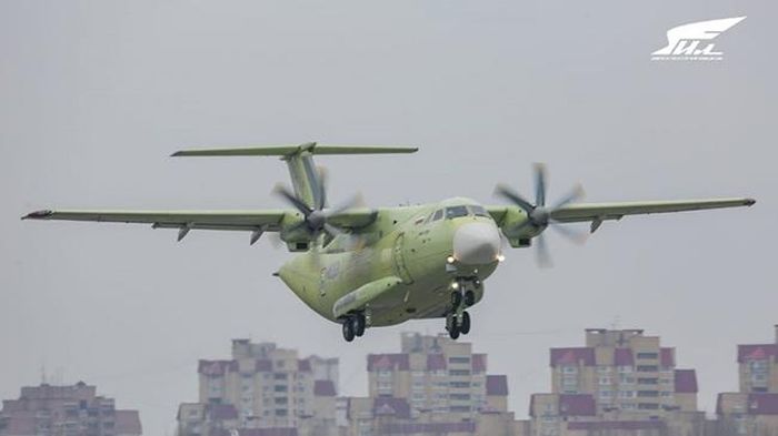 Máy bay vận tải quân sự Ilyushin Il-112V của Liên bang Nga. Ảnh: RT