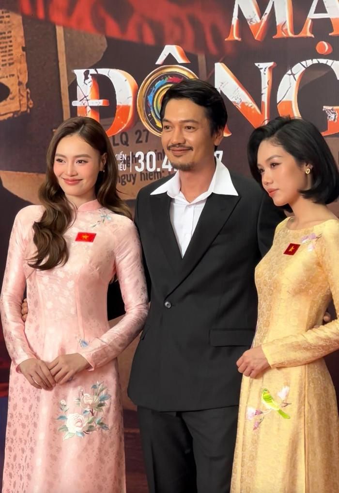 Ninh Dương Lan Ngọc, Quang Tuấn và Trâm Anh tại buổi công bố dự án phim Mật Mã Đông Dương. Ảnh: Rarapxemgi?