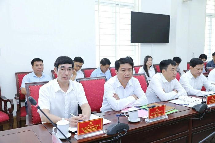 Lãnh đạo Ban Nội chính Tỉnh ủy tại buổi làm việc.