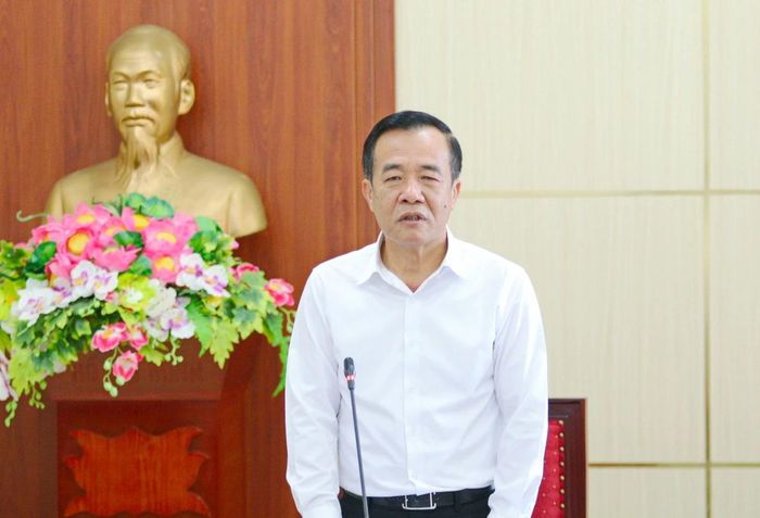 Bí thư Tỉnh ủy Lê Đức Thái phát biểu kết luận buổi làm việc.