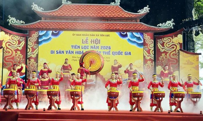 Màn trống hội.