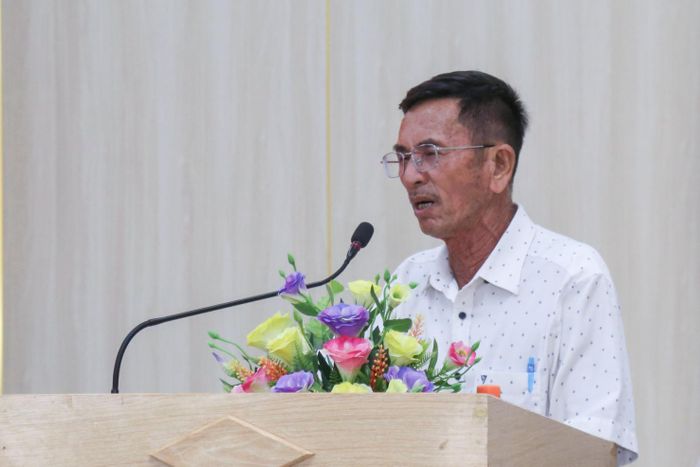 Cử tri phường Mũi Né nêu kiến nghị tại hội nghị