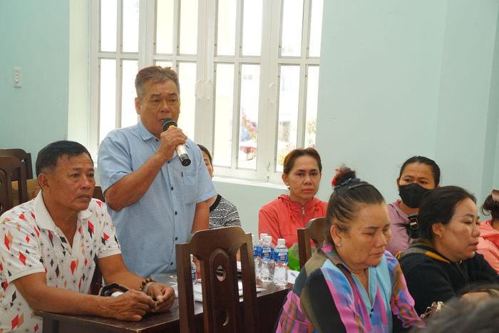 Cử tri thôn Vĩnh Phúc mong muốn sớm có phương án chấm dứt tình trạng ô nhiễm môi trường trên địa bàn