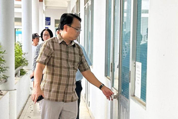 Lãnh đạo tỉnh kiểm tra cơ sở vật chất một số phòng làm việc chuyên môn