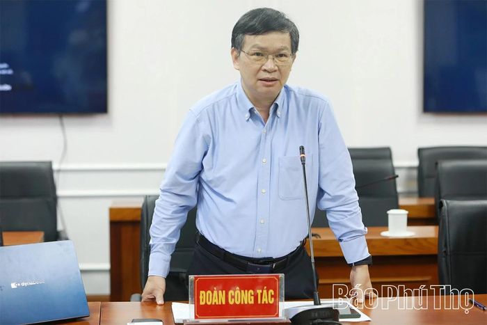 Đại diện Đoàn công tác ADB kiến nghị, đề xuất một số nội dung tại buổi làm việc.