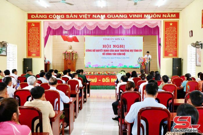Hội nghị công bố Quyết định của Ban Thường vụ Tỉnh ủy về công tác cán bộ.