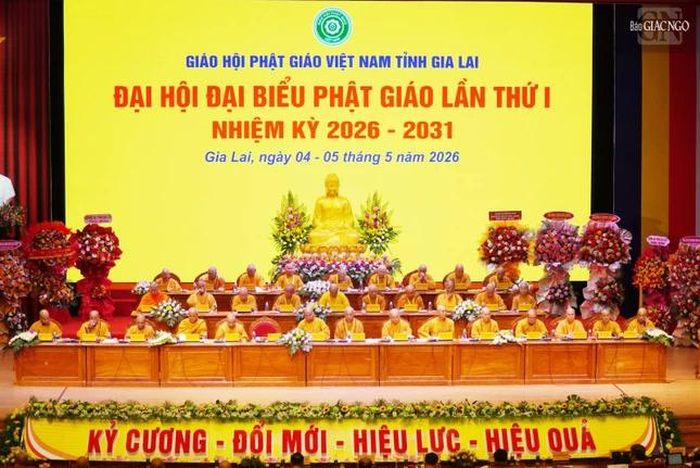 Chư tôn đức chứng minh, chủ tọa