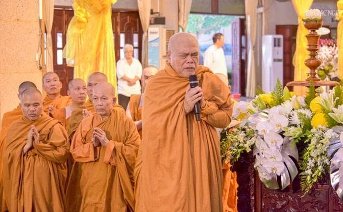 Hòa thượng Thích Giác Toàn cảm tạ 