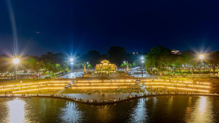 Du lịch Huế bùng nổ trong dịp nghỉ lễ vừa qua.