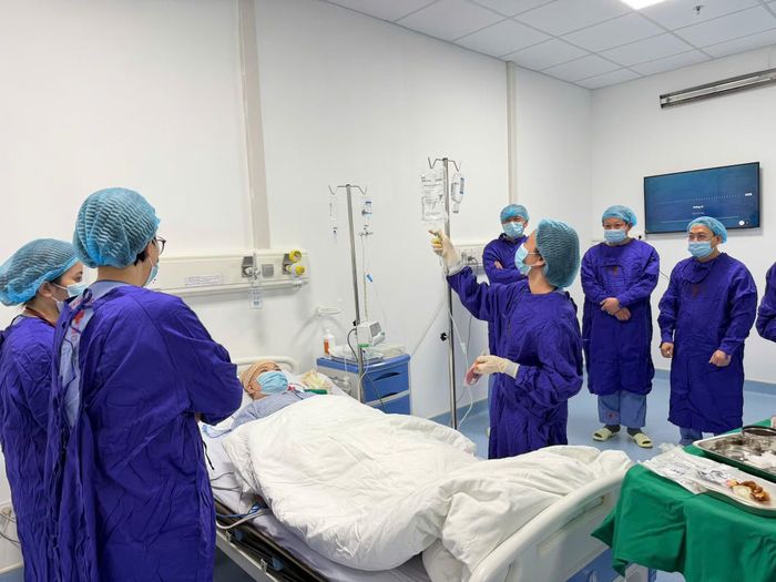 Bệnh nhân ghép tủy trong điều kiện vô trùng tuyệt đối.