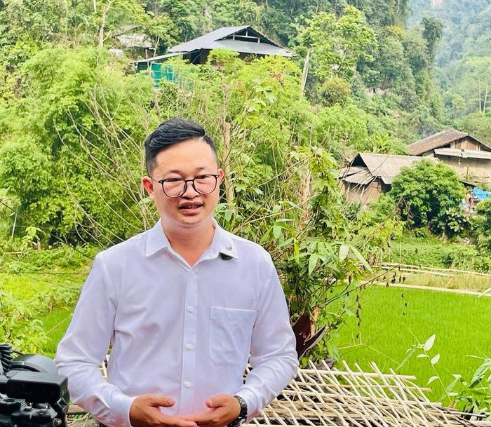 Ông Dương Quang Đạt, Phó Chủ tịch UBND xã Ba Bể, tỉnh Thái Nguyên đánh giá: Mặc dù có những lợi thế do thiên nhiên ban tặng; tuy nhiên, nhìn từ thực tiễn, du lịch Ba Bể vẫn đang trong quá trình "đánh thức" tiềm năng.