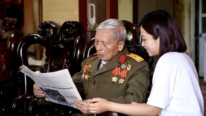 Người lính quân y Đàm Quang Lợi năm nào giờ đã 96 tuổi.