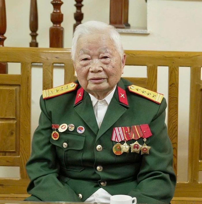 Ông Nguyễn Khánh Trung, "thư ký đánh máy" của Đại tướng Võ Nguyên Giáp trong Chiến dịch Điện Biên Phủ.