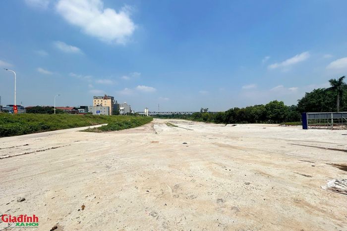 Trước đó, vào ngày 19/12/2025, khu vực này cũng đã được lựa chọn để tổ chức lễ khởi công dự án Trục đại lộ cảnh quan sông Hồng.