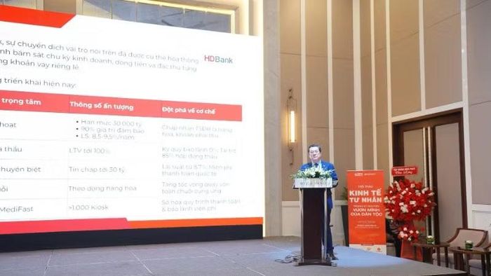 Lãnh đạo HDBank chia sẻ các giải pháp từ phía ngân hàng.