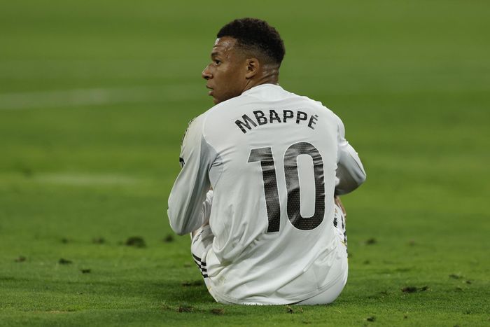Mbappe gây nhiều ồn ào không đáng có. Ảnh: EFE