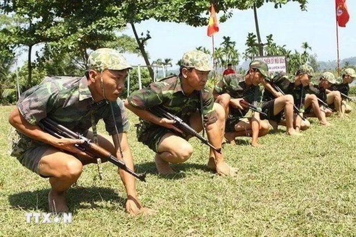 Đặc công hải quân thường xuyên huấn luyện thể lực, rèn luyện sức chịu đựng bền bỉ, dẻo dai trên sông, trên biển; kết hợp huấn luyện với rèn luyện kỷ luật, xây dựng chính quy, ý thức chấp hành mệnh lệnh, kỷ luật chiến trường. (Ảnh: Trọng Đức/TTXVN)