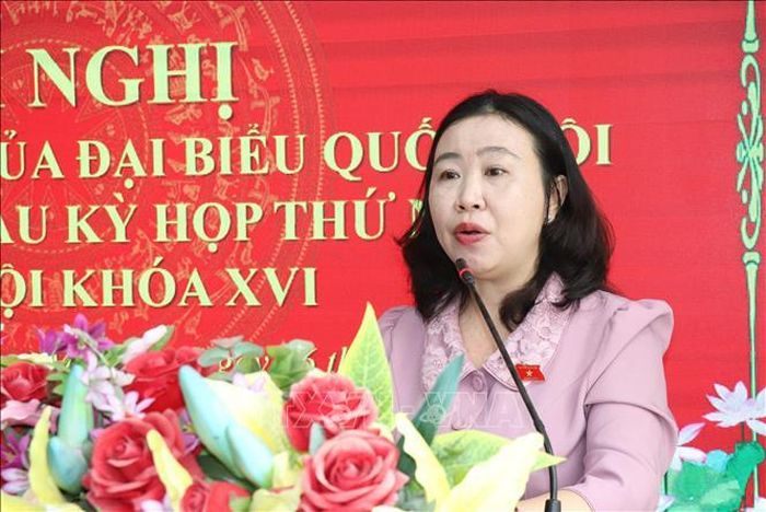 Đại biểu Lê Thị Song An đã báo cáo nhanh kết quả Kỳ họp thứ nhất, Quốc hội khóa XVI.