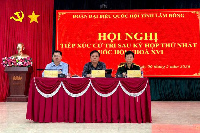 Tổ Đại biểu số 6, Đoàn ĐBQH tỉnh Lâm Đồng tiếp xúc cử tri sau Kỳ họp thứ nhất, Quốc hội khóa XVI tại xã Tà Đùng